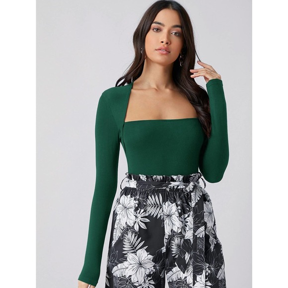 Square Neck long sleeve fitted Top black - Picture 8 of 11